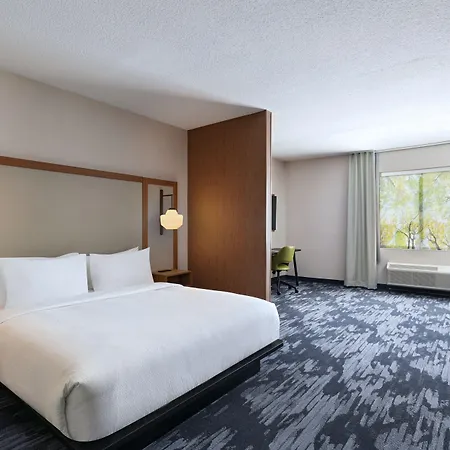 Fairfield By Marriott Inn & Suites Hillsboro-2
